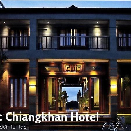 Chic Chiangkhan Hotel Чанхан Экстерьер фото